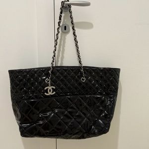 Black Patent Leather Chanel Large Bag